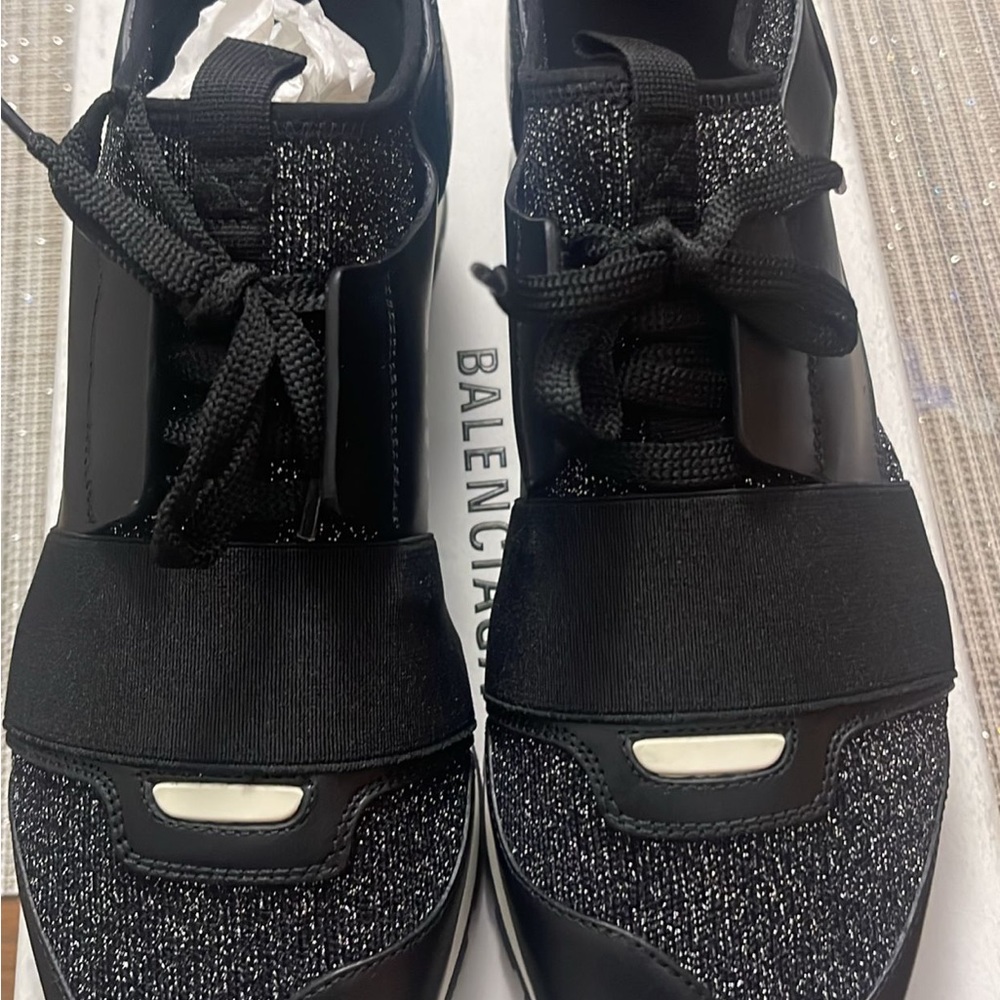 Balenciaga sneakers brand new